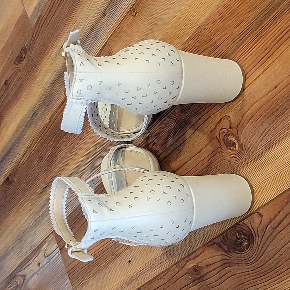 Botkier Gemi Sandal New Without Box - image 6